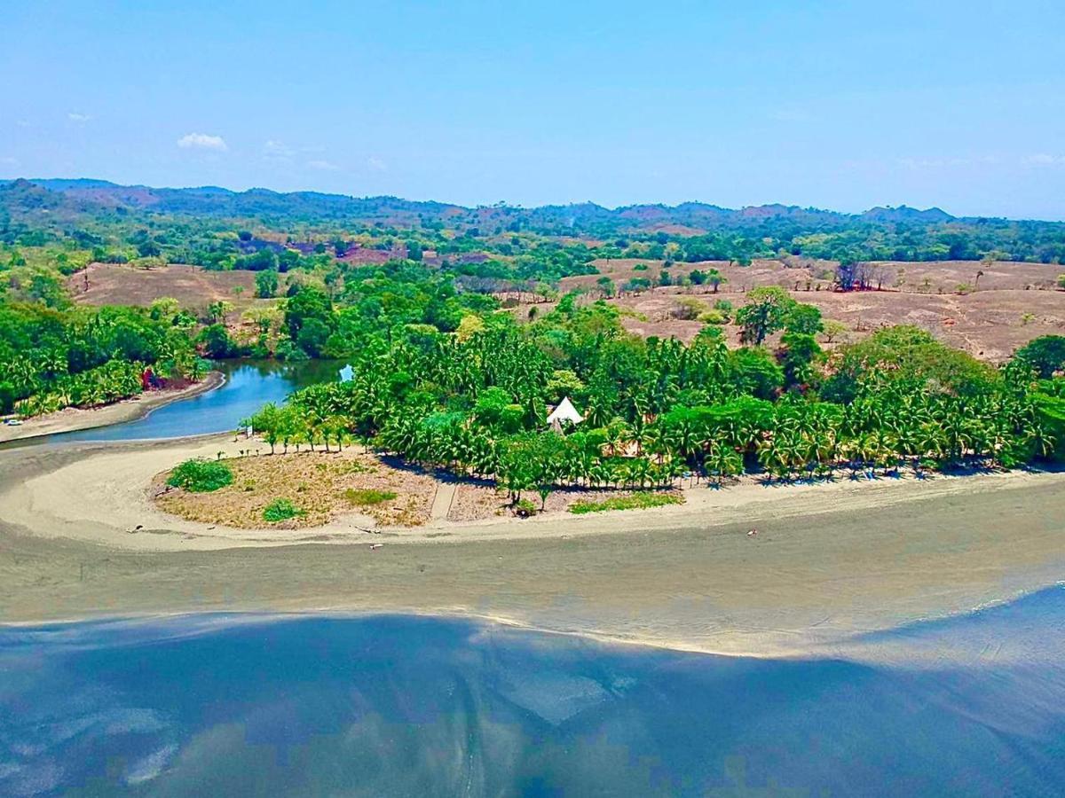 Hotel Oasis & Surf Camp 산타 카탈리나 외부 사진