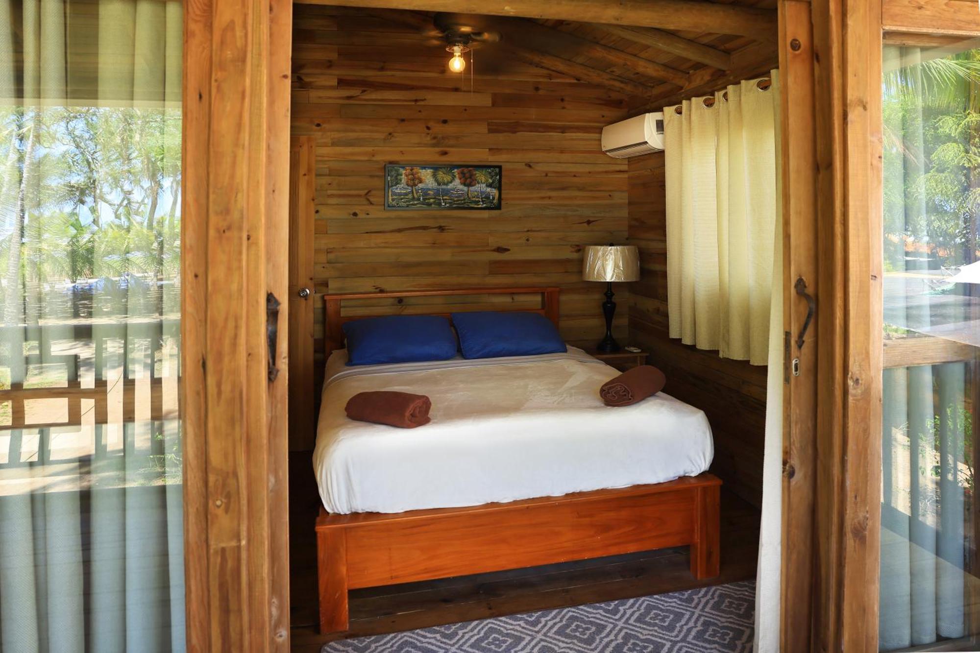 Hotel Oasis & Surf Camp 산타 카탈리나 외부 사진